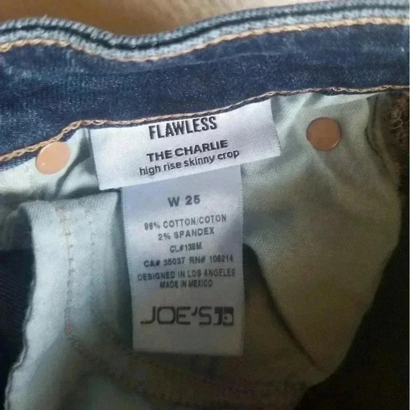 Joe's Jean Flawless The Charlie Ankle Lenght Crop Distressed - Picture 8 of 9
